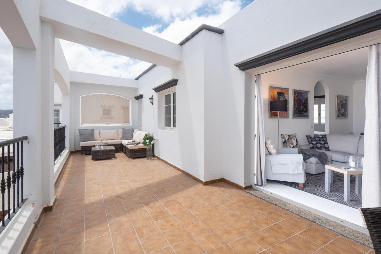 Comfortable And Modern Apartment Next To The Avenida Central In Tias Exterior photo