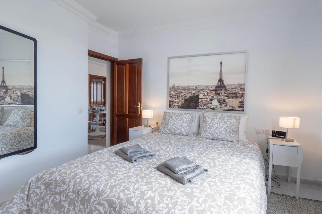 Comfortable And Modern Apartment Next To The Avenida Central In Tias Exterior photo
